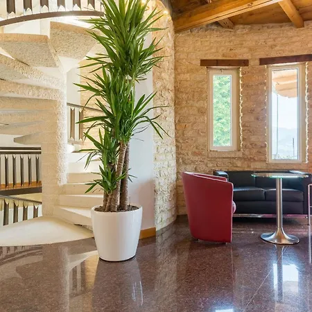 Hotel La Pineta 3*