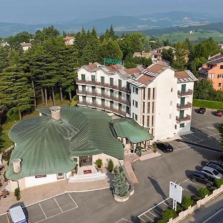 Отель Pineta Cerro Veronese