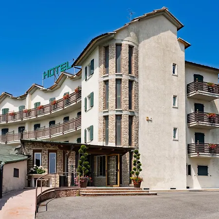 Pineta Hotel Cerro Veronese