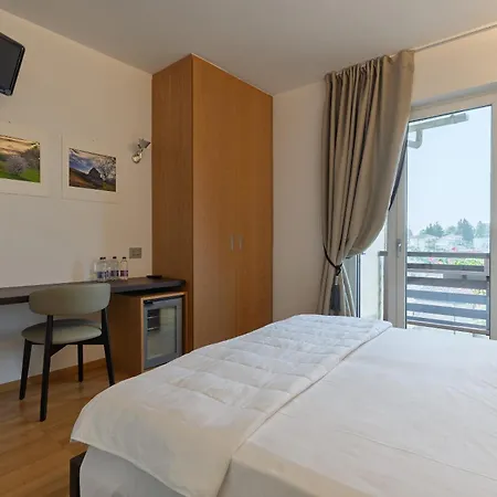 Hotel Pineta 3*